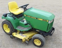 John Deere 240 Riding Lawn Mower