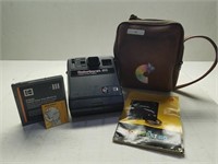 Color Burst 50 Kodak Instant Camera with Case
