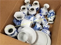 BOX LOT OF BLUE AND WHITE BUD VASES