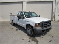 2006 Ford F-350 XL Super Duty Ext. Cab