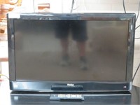 HAIER 32" TELEVISION W/ REMOTE
