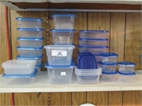 GROUP OF ZIPLOCK CONTAINERS