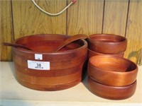 WOODEN SALAD BOWL W/ SIDE DISHES