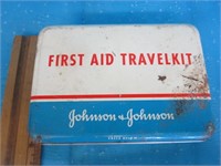 Vintage tin Johnson & Johnson travel first aid kit
