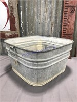 Square washtub w/ handles--20.5" x 11" tall