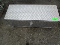 4' Diamond Plate Toolbox