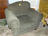 Broyhill chair