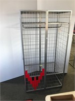 Wire cage display case