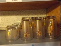 GLASS SET W/ GOLDEN PATTERN