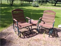 TWIN GLIDER PATIO SETTEE W/ BUILT-IN TABLE