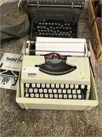 BROTHER CHARGER 11 TYPEWRITER