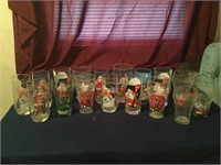 (17) Holiday CocaCola Collector Glasses
