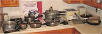 Group of kitchen pots/pans