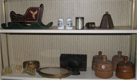 Group of Assorted Antique Décor