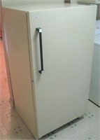 Kenmore 13cf Upright Freezer