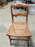 Wood chair w. cane seat