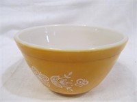 Pyrex small bowl