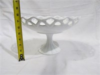 White compote, open lace on top