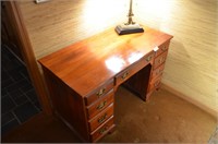 Cherry Knee Hold Desk 9 Drawers