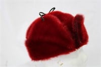 Dyed Seal Red hat size 23.5" Retail $250.00
