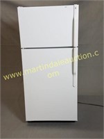 GE Apartment Size Refrigerator