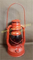 Dietz Little WIzard Oil Lantern Lamp - Red