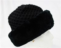 Sheared Beaver and Knit hat size 21" Retail 200.00
