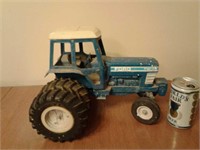 Ford toy tractor tw-35