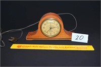 Small Electric Seth Thomas Mantle Clock made in