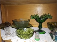 Contents shelf 3 curio cabinet vintage green