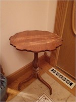 Antique oak plant stand or small table