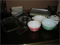 Glass Bakeware & Bowls 1 Lot