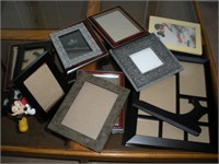 Frames & Easels 1 Lot