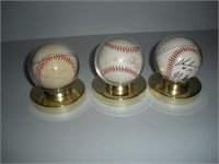 Autographed Signened Baseball 3 Baseball 1 Lot-RJ