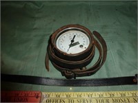 Vintage US Gauge PSI Meter w/ Leather Case