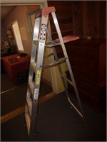 Davidson 6ft Folding Aluminum Ladder