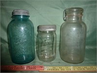 3pc Vintage Glass Mason Jars w/ Lids