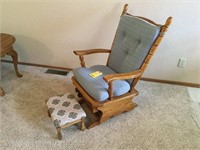 Oak Glider Chair With Ottoman
