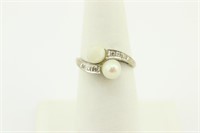 14k White Gold, Pearl, And Diamond Ring