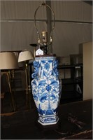 Blue & White Floral Motif Lamp