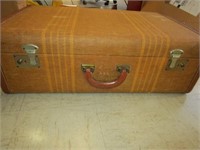 neat early suitcase; pick up only