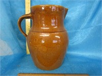 Stoneware pitcher 1 1/2 gallon; in great shape