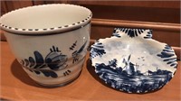 Pair of Delft Holland Hand-painted