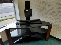 Entertainment stand with glass shelves