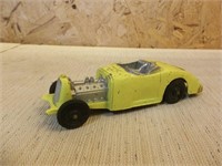 Vintage Metal Tootsie Toy Car