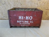 Hi-Ho Bottling Company Wood Crate & Bottles