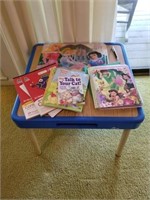 KIDS ART TABLE WITH COLORING BOOKS/ CONTRUCTION
