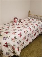 BRASS LIKE TWIN SIZE BED -- INCLUDES BEDDING