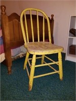 OLD WOOD YELLOW CHAIR