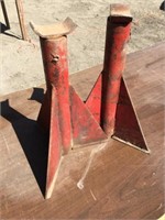 2 Large Jack Stands (Red)